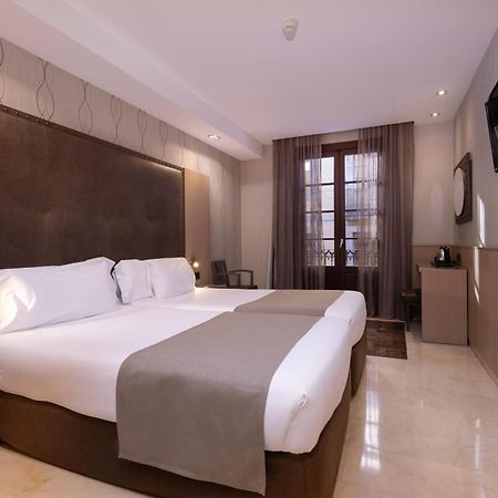 Gran Hotel Barcino Барселона Екстериор снимка