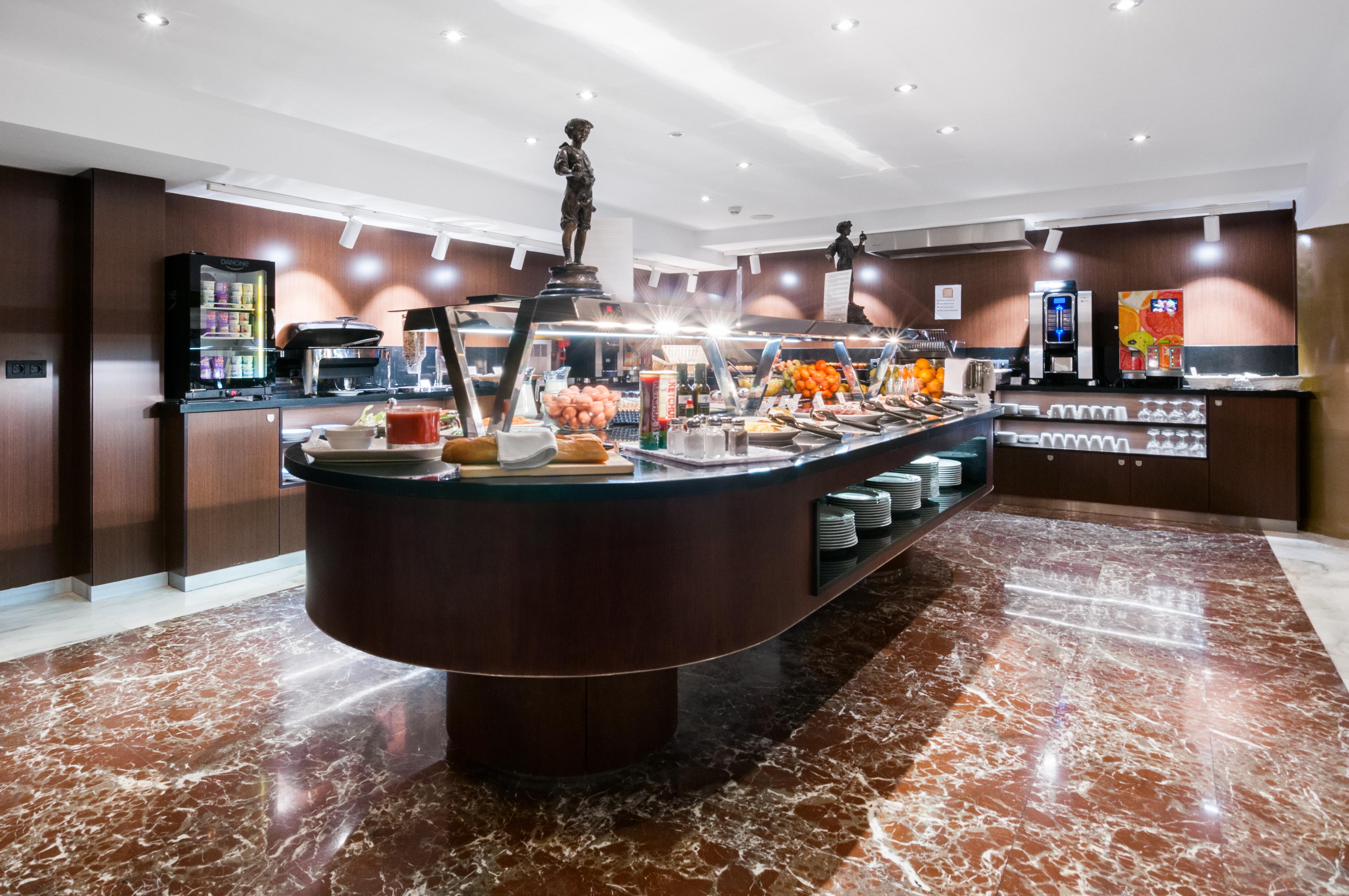 Gran Hotel Barcino Барселона Екстериор снимка