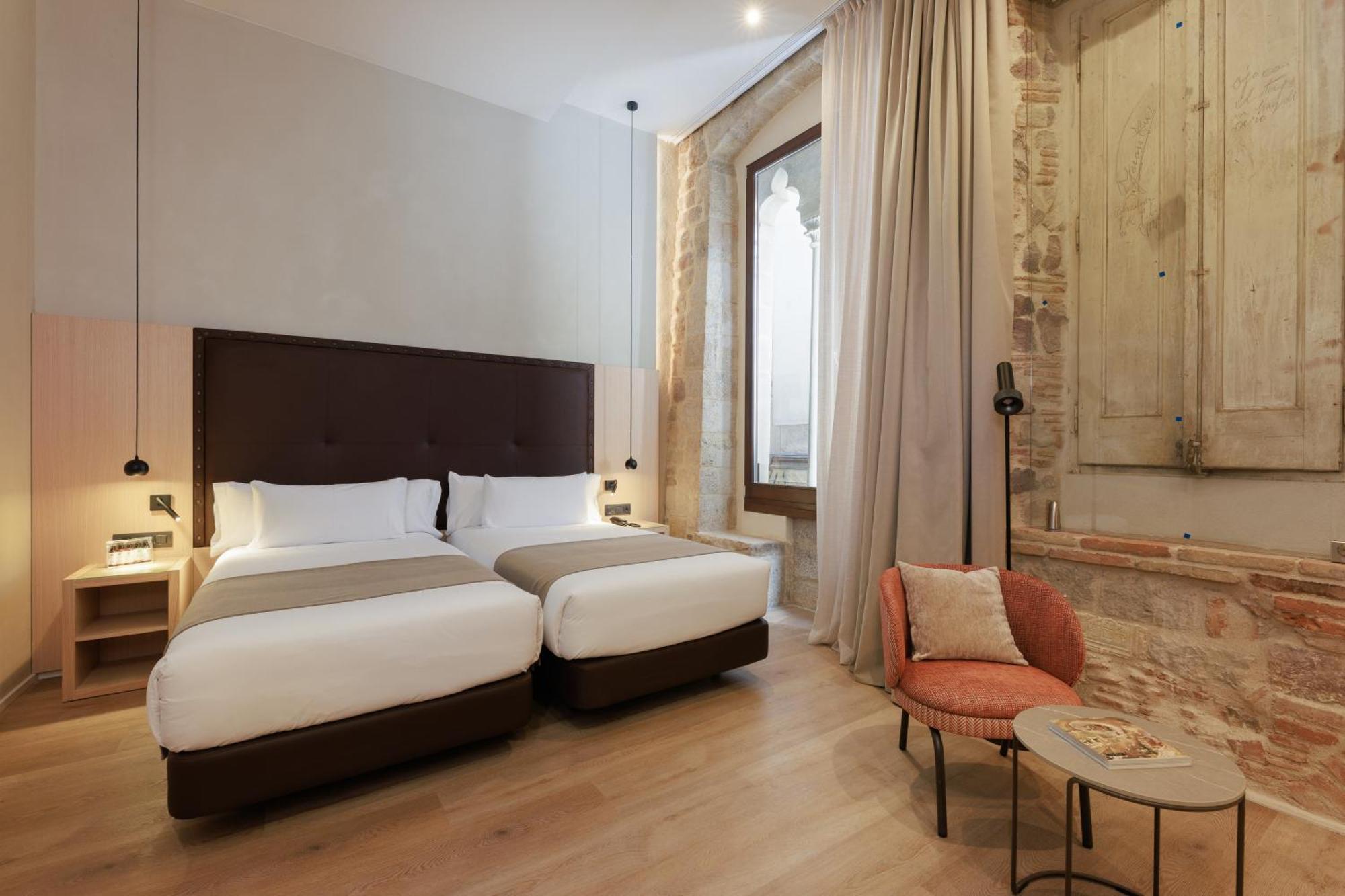 Gran Hotel Barcino Барселона Екстериор снимка